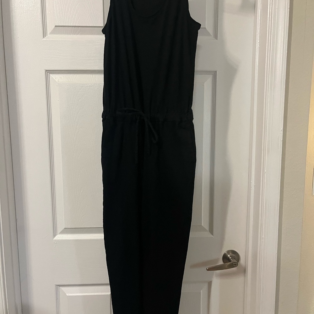 GAP Classic Black Sleeveless Jumpsuit